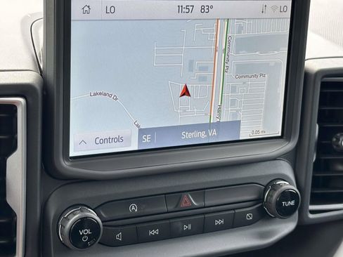 Used 2024 Ford Bronco Sport Outer Banks w/ Tech Package AWD/4WD image 10