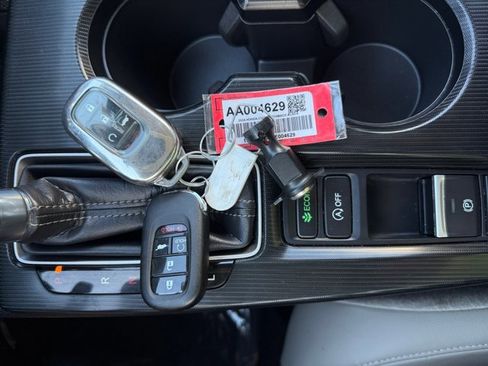 Used 2024 Honda Civic EX-L image 17