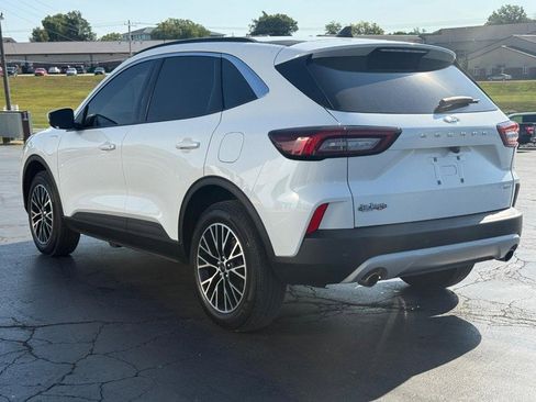 Used 2024 Ford Escape SE image 5