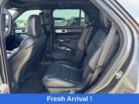 Used 2020 Ford Explorer ST w/ Premium Technology Package AWD/4WD image 3