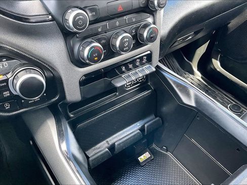 Used 2023 RAM 1500 Big Horn image 24