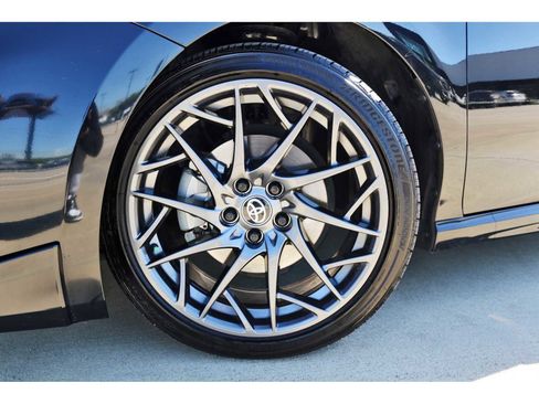 Used 2025 Toyota Camry XSE w/ Premium Package image 30