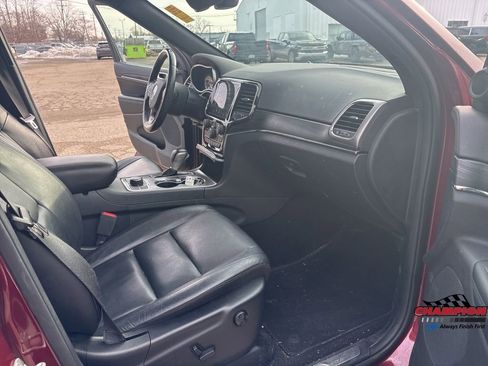 Used 2020 Jeep Grand Cherokee Limited image 31