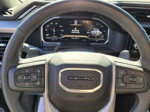 Used 2025 GMC Sierra 1500 Denali image 24