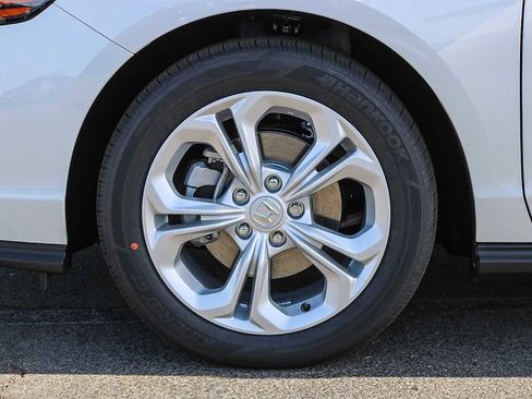 New 2026 Honda Accord LX image 11