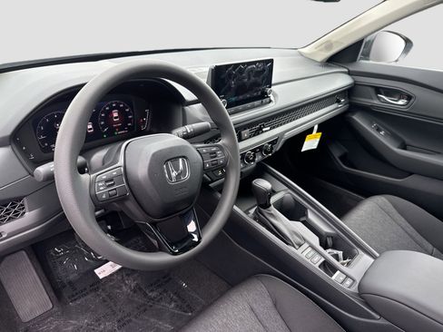 New 2025 Honda Accord SE image 7