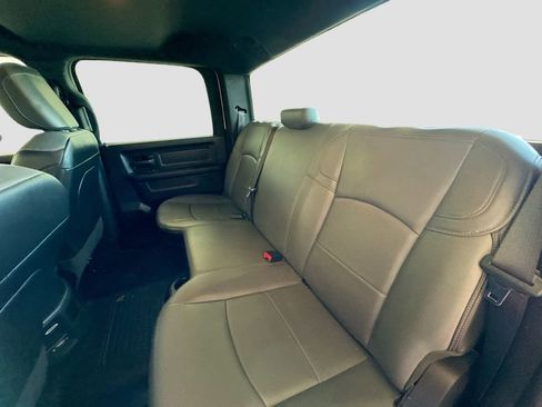 Used 2023 RAM 2500 Tradesman w/ Chrome Appearance Group image 24