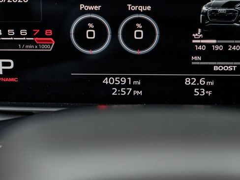 Used 2022 Audi RS Q8 image 23