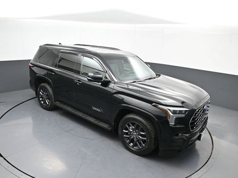 Certified 2023 Toyota Sequoia Platinum image 38