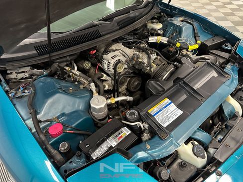Used 1996 Pontiac Firebird Convertible RWD image 41