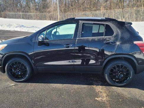 Used 2022 Chevrolet Trax LT w/ Driver Confidence Package image 7