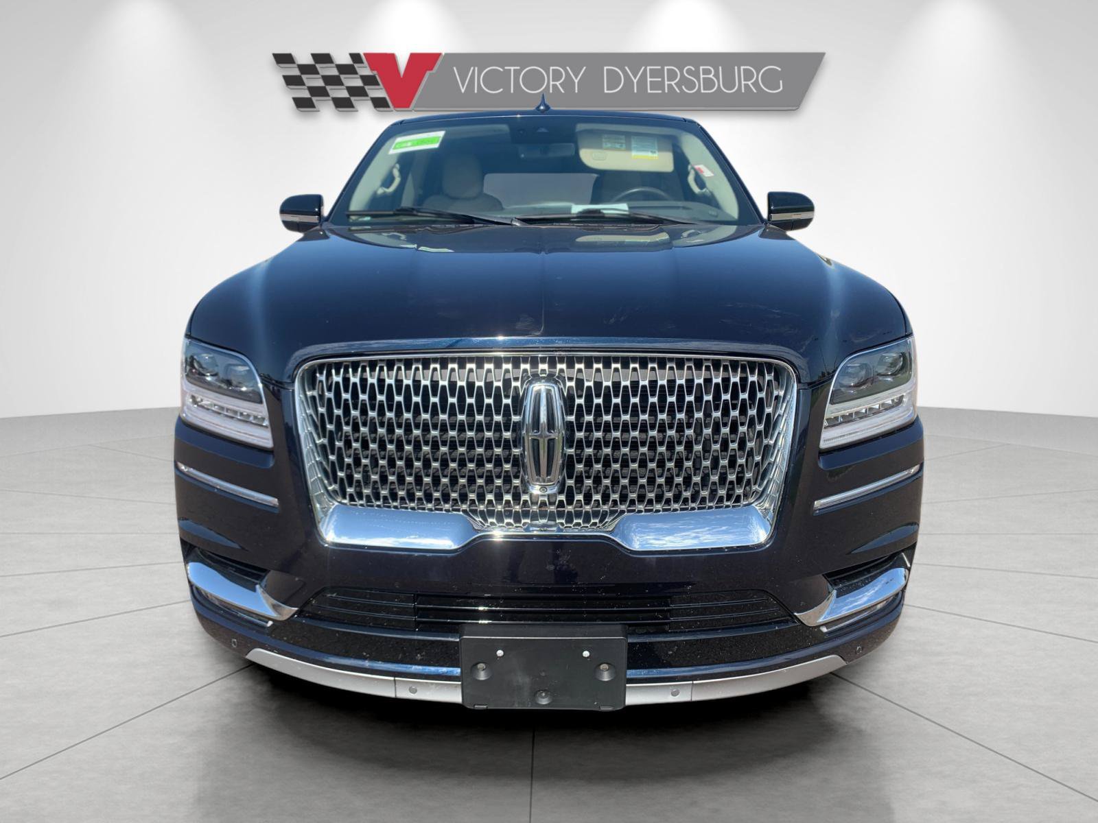 Used 2021 Lincoln Navigator Reserve w/ Luxury Package AWD/4WD image 9