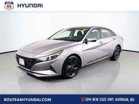 Used 2023 Hyundai Elantra SEL w/ Cargo Package image 1