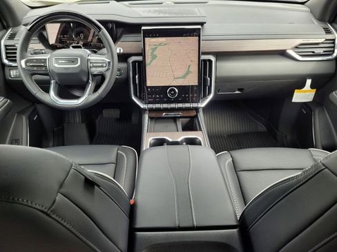 New 2026 GMC Acadia Denali w/ Super Cruise Package FWD image 12
