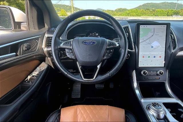 Certified 2024 Ford Edge Titanium w/ Titanium Elite Package AWD/4WD image 5