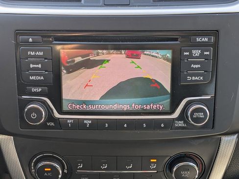 Used 2015 Nissan Sentra SR image 27