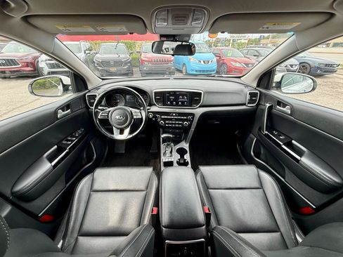 Used 2020 Kia Sportage EX AWD/4WD image 32