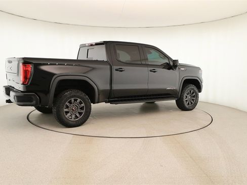 Used 2024 GMC Sierra 1500 AT4X image 7