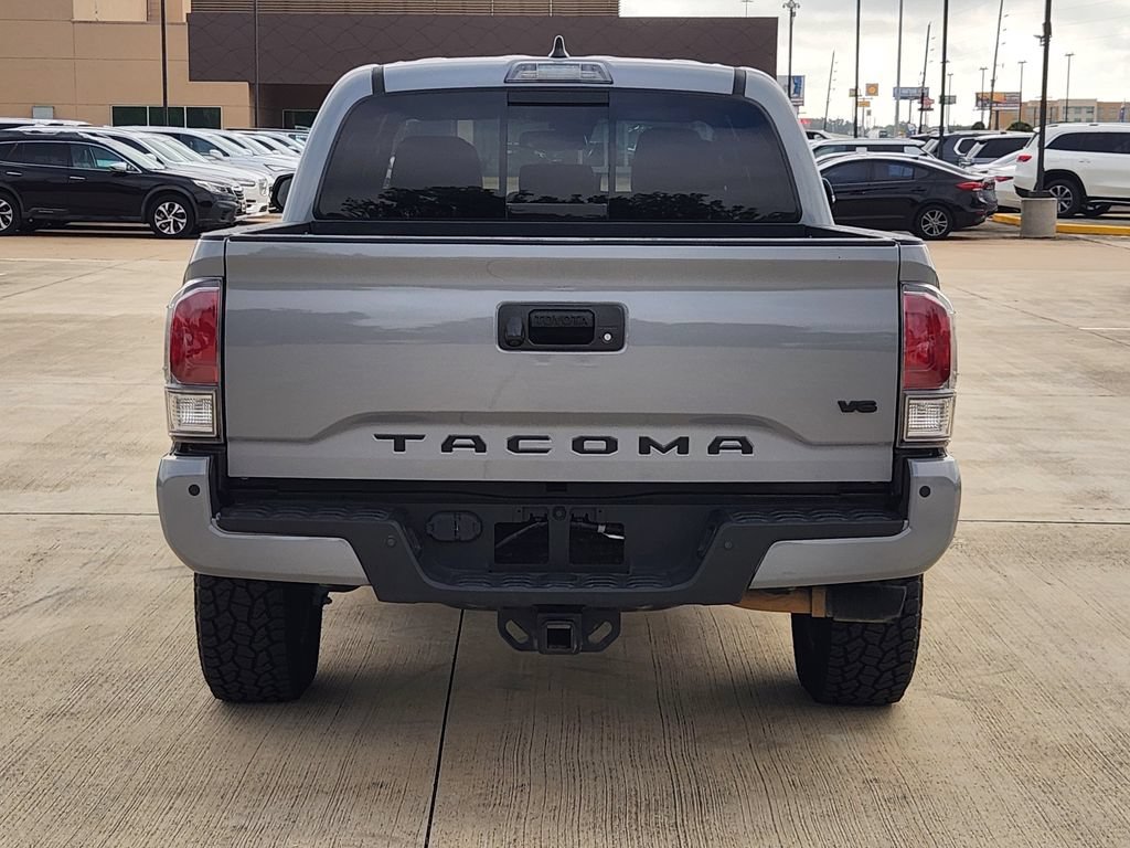 Used 2021 Toyota Tacoma TRD Sport w/ Technology Package RWD image 7