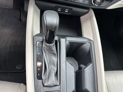 Certified 2023 Honda Accord EX image 27