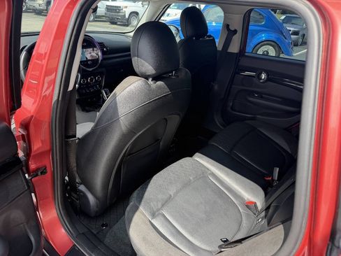 Used 2024 MINI Cooper Clubman S w/ Signature Upholstery Package FWD image 11