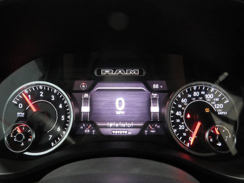Used 2020 RAM 1500 Laramie AWD/4WD image 19