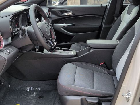 New 2026 Chevrolet Trax RS w/ Driver Confidence Package FWD image 19