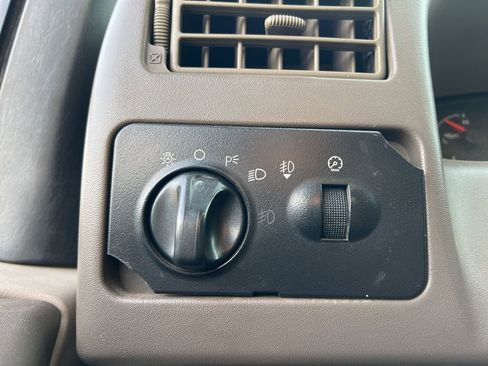 Used 2003 Ford F250 Lariat image 17