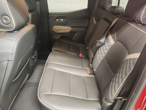 Used 2026 GMC Canyon Denali AWD/4WD image 25