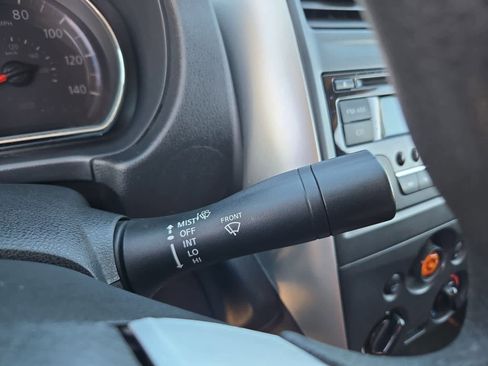 Used 2016 Nissan Versa SV image 24