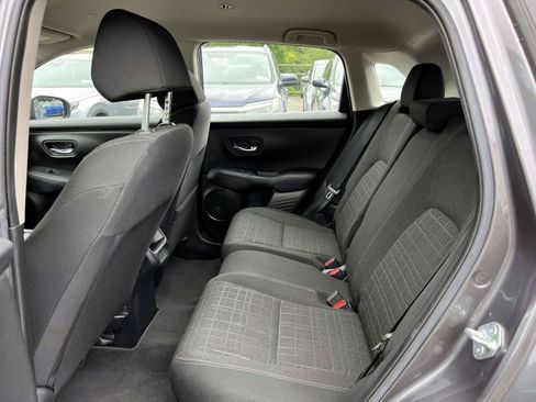 Used 2024 Honda HR-V LX image 10