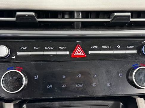 Used 2025 Hyundai Tucson SEL AWD/4WD image 27