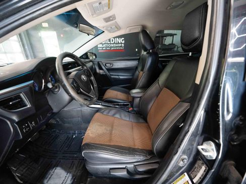 Used 2015 Toyota Corolla S FWD image 9