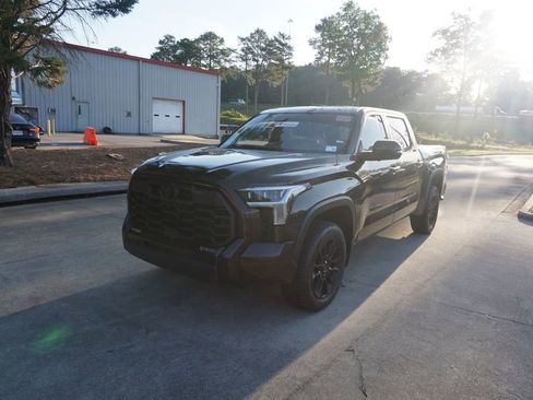 Used 2024 Toyota Tundra Limited w/ TRD Off-Road Package image 23