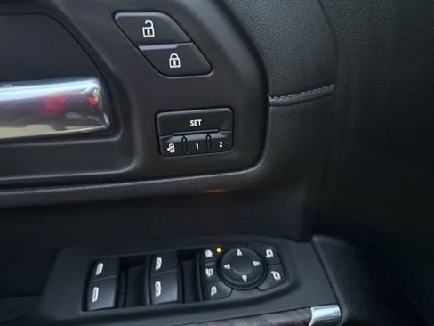 Used 2021 GMC Sierra 3500 Denali w/ Denali Ultimate Package image 40