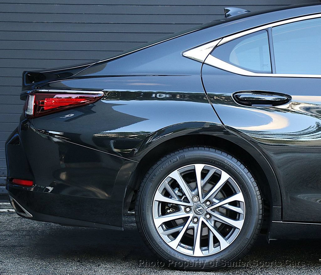 Used 2023 Lexus ES 350 w/ Accessory Package (Z2) FWD image 15