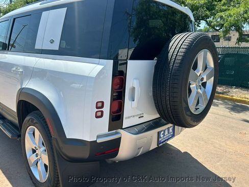 Used 2023 Land Rover Defender 110 SE AWD/4WD image 24
