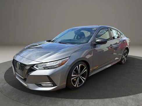 Used 2020 Nissan Sentra SR FWD image 1