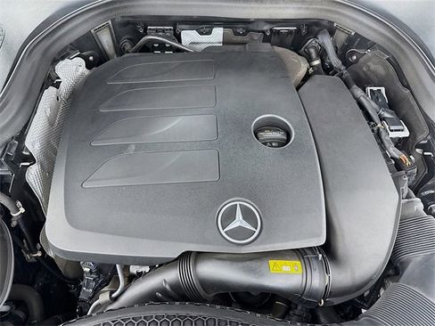 Used 2021 Mercedes-Benz GLC 300 4MATIC Coupe image 32