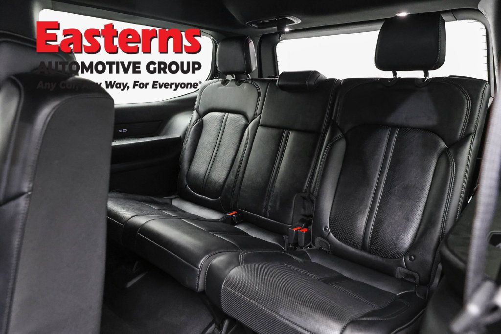 Used 2024 Jeep Wagoneer Series II w/ Flexible Seating Group AWD/4WD image 31