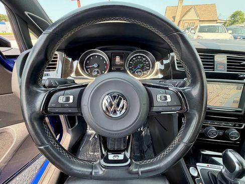 Used 2016 Volkswagen Golf R 4-Door AWD/4WD image 31