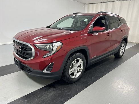 Used 2019 GMC Terrain SLE w/ Driver Convenience Package image 4