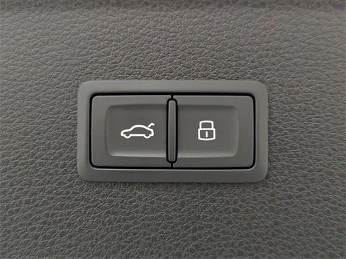 Used 2024 Audi Q5 2.0T Premium Plus image 28