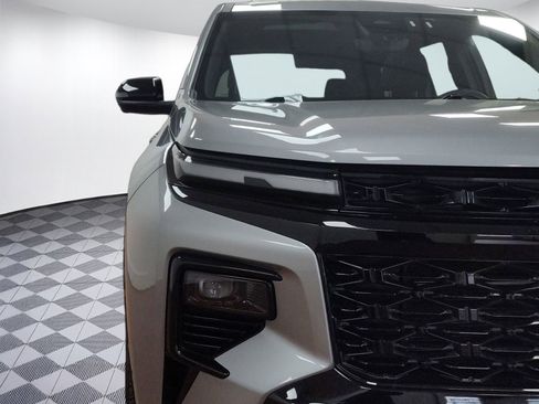 Used 2024 Chevrolet Traverse RS image 8