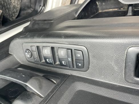 Used 2018 RAM 3500 Tradesman w/ Ambulance Prep Group RWD image 15