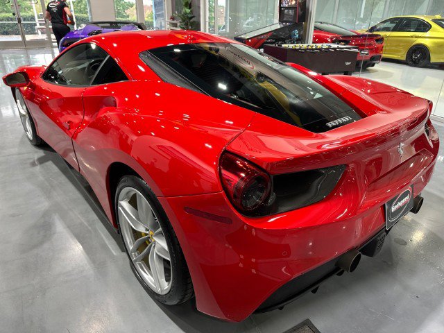 Used 2016 Ferrari 488 GTB RWD image 28