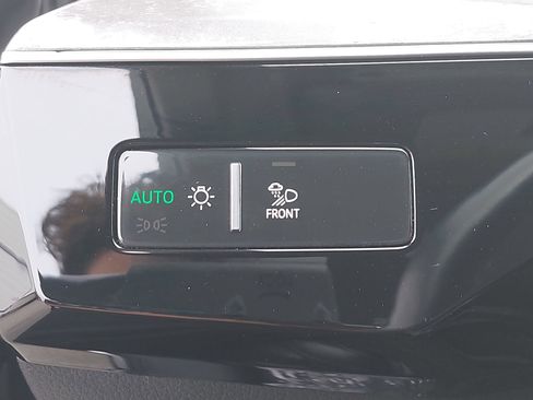 Used 2024 Audi Q8 e-tron Prestige w/ Prestige Package AWD/4WD image 29