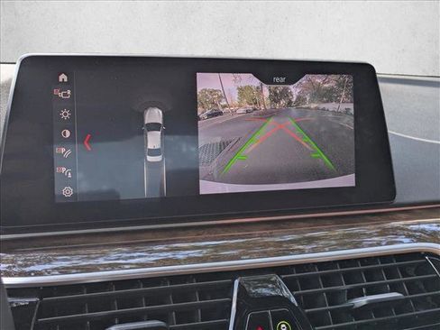 Used 2019 BMW 540i w/ Convenience Package RWD image 14