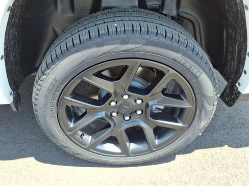 New 2026 RAM 1500 Laramie w/ Advanced Safety Group II AWD/4WD image 4