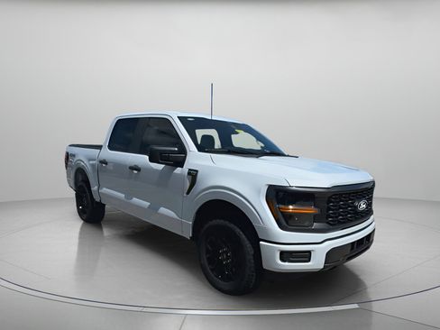 Used 2025 Ford F150 STX AWD/4WD image 4